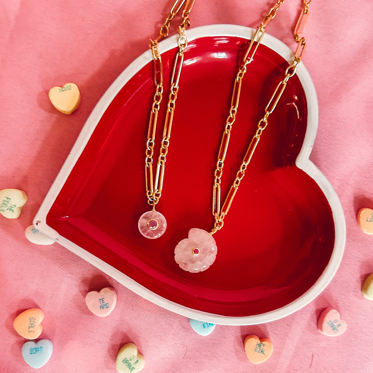 Shell Shaped Rose Quartz Pendant Necklace
