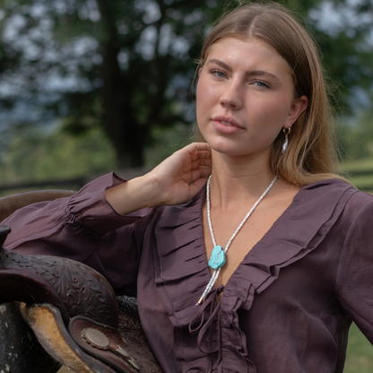Natural White Shell and Turquoise Beaded Bolo Tie Necklace