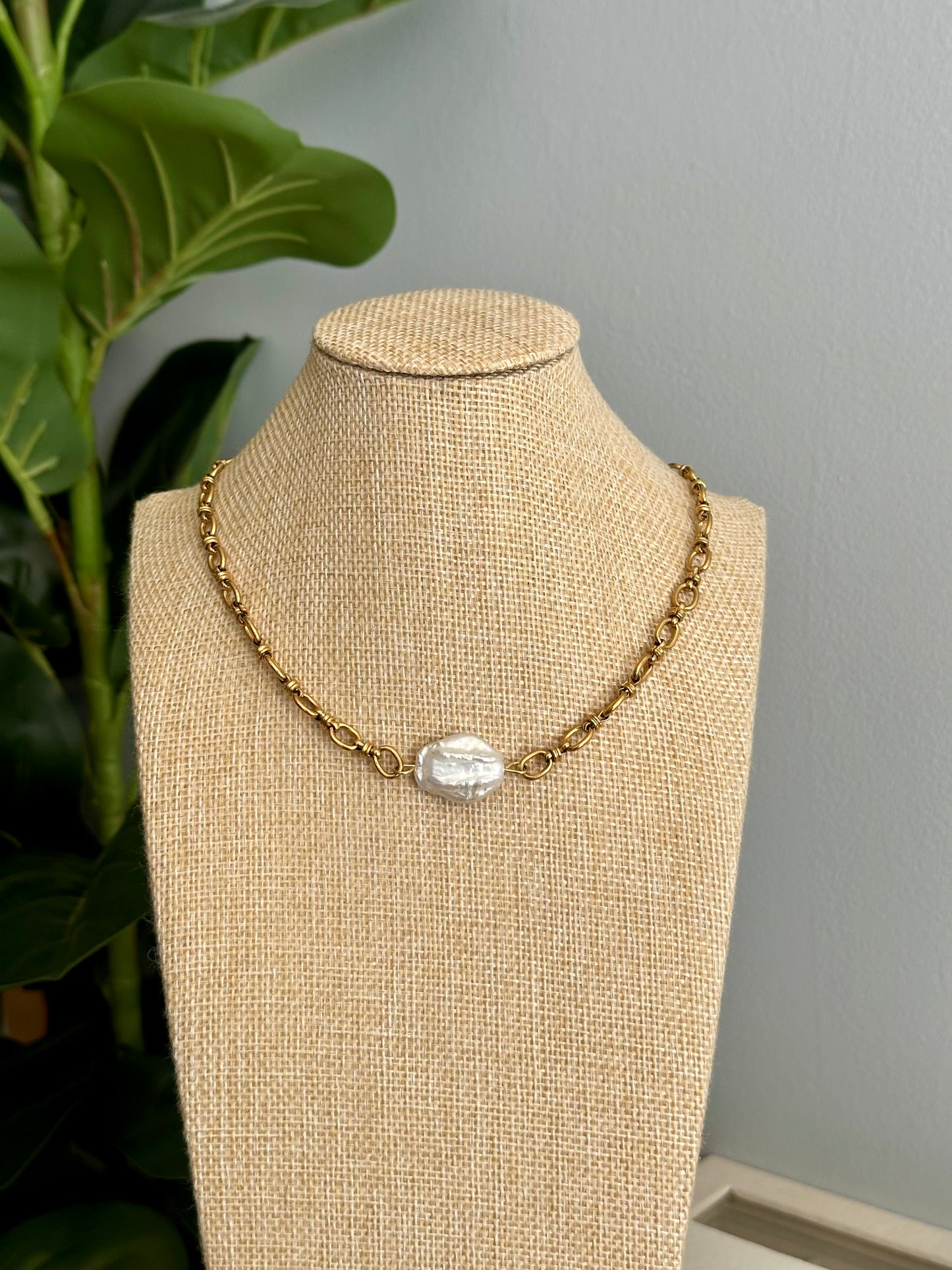 Freshwater Baroque Pearl Necklace
