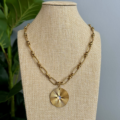 Gold Plated Vintage Round Pendant Necklace